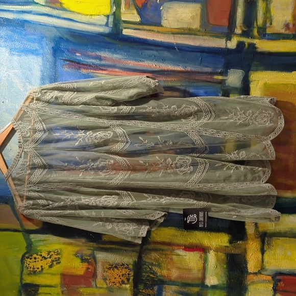 Miss Chievous Lace Mesh Kimono size L/XL in sage leaf - Picture 9 of 11